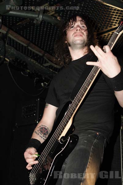 HIGH ON FIRE - 2006-07-16 - PARIS - Batofar - 